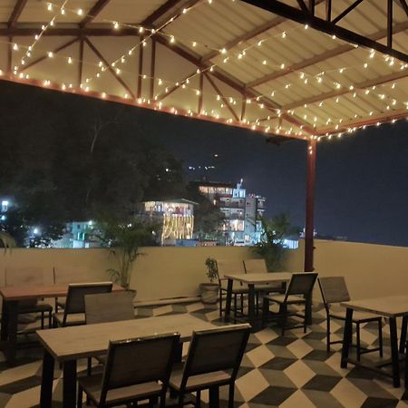 Hotel Hostel Vimal Ganga Rishīkesh Exterior foto