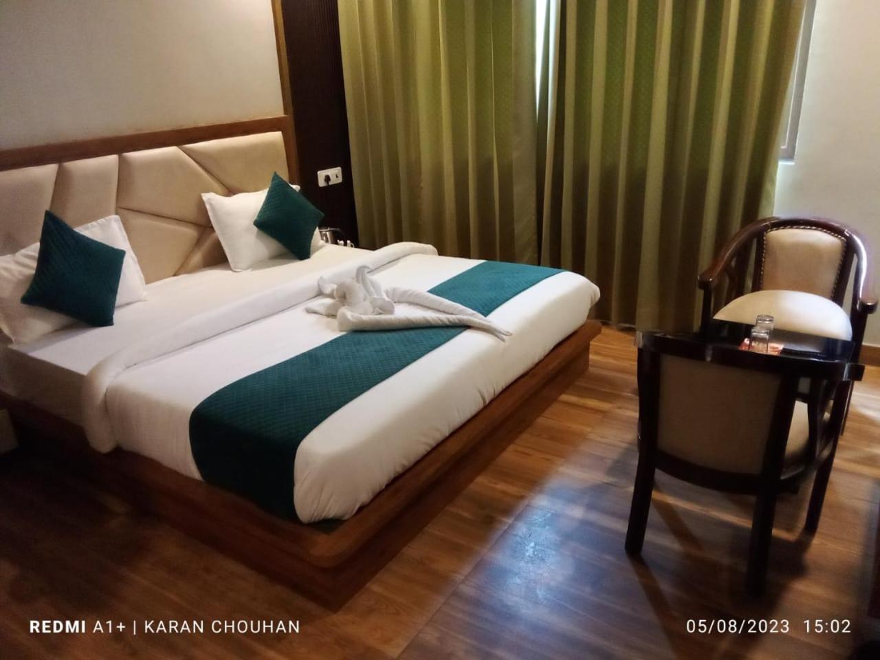 Hotel Hostel Vimal Ganga Rishīkesh Exterior foto